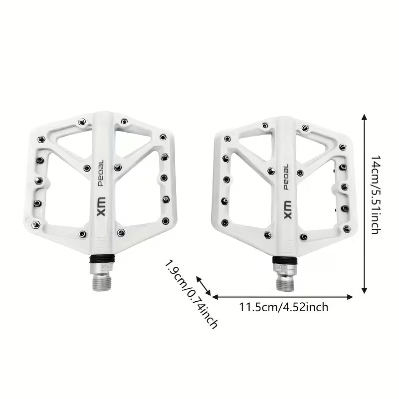 White Mtb pedals with anti slip spikes